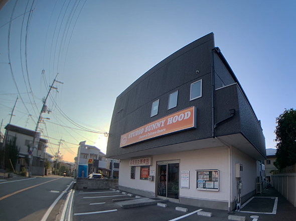 STUDIO SUNNY HOOD 寝屋川本店 外観